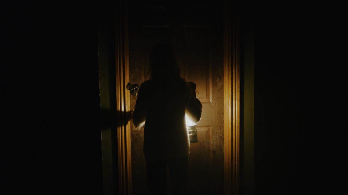 У тебя за спиной (2020)