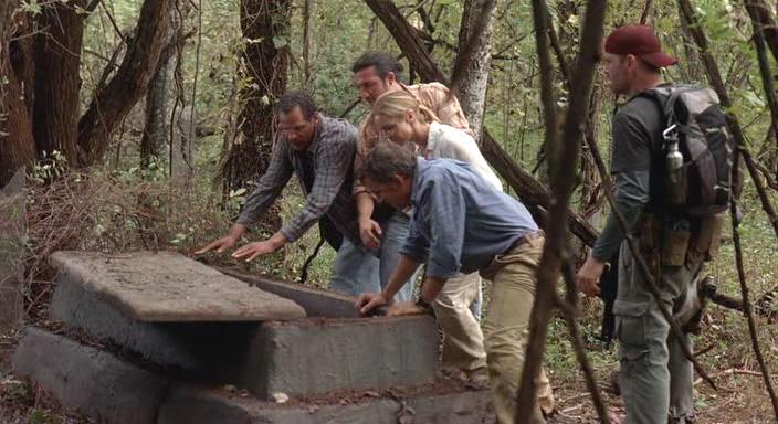 Из-под земли (2010)