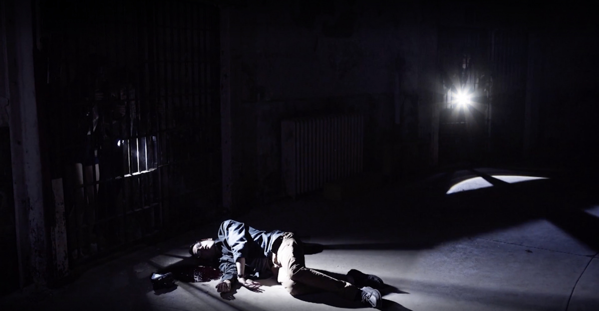 Против ночи (2017)