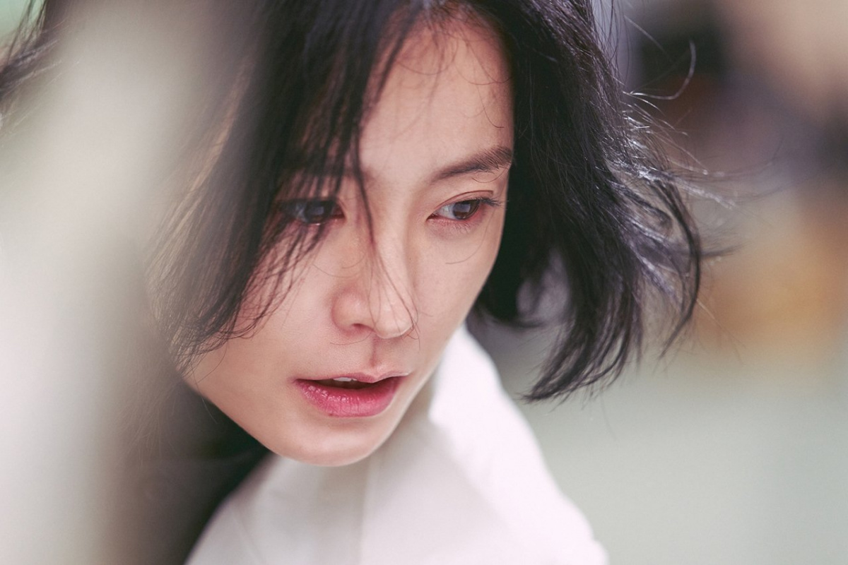 Медсестра-заклинательница (2020)