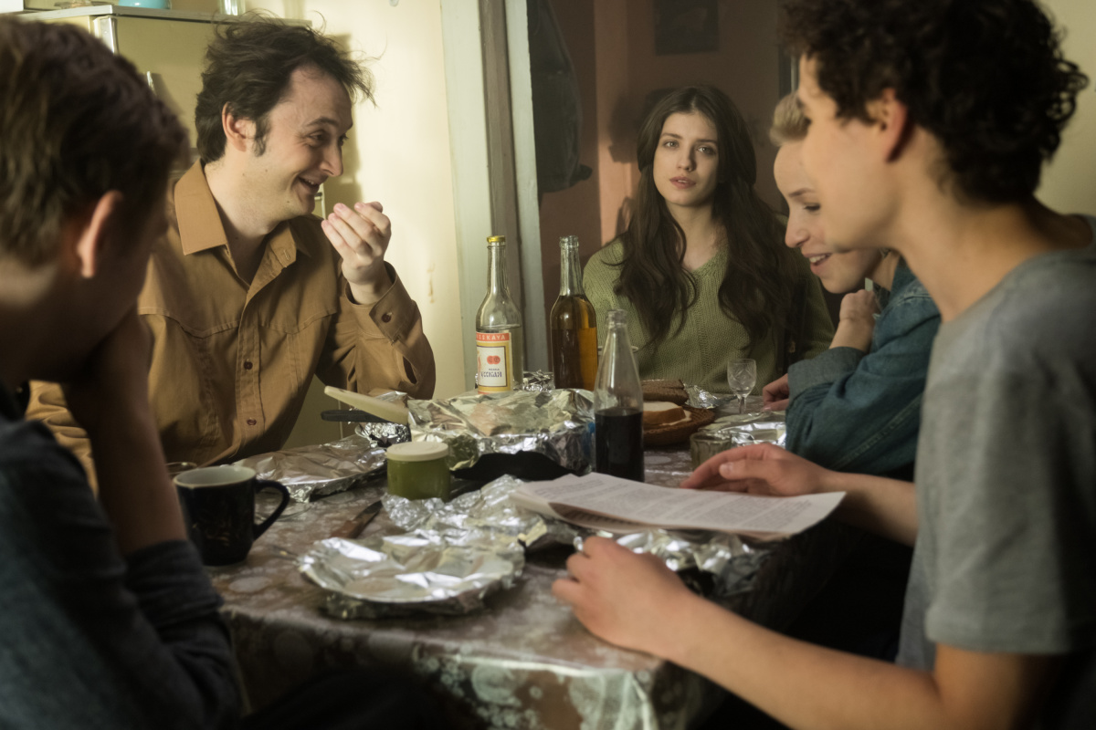 Кто-нибудь видел мою девчонку? (2021)