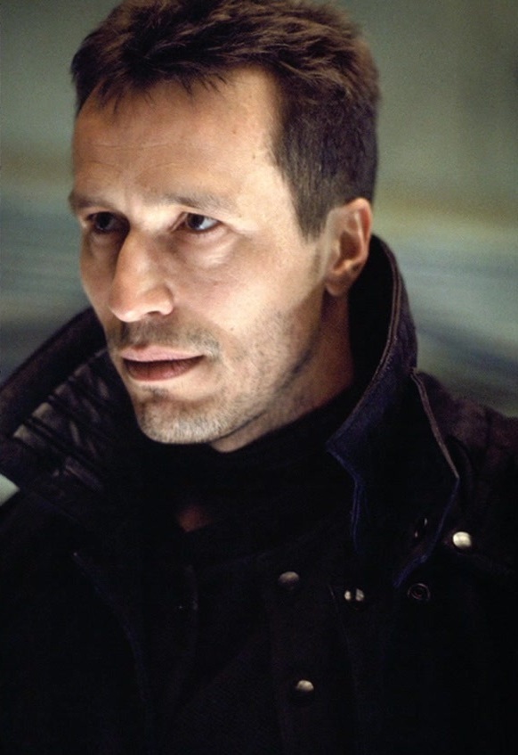 Чужой 4: Воскрешение (1997)