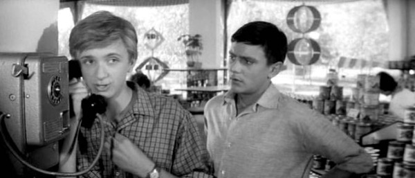 Я шагаю по Москве (1964)