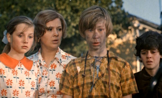 Автомобиль, скрипка и собака Клякса (1975)