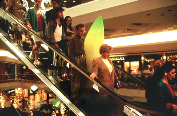 Сцены в магазине (1991)