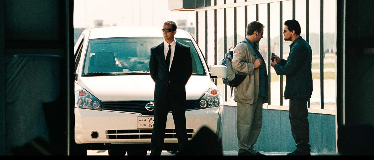 Совокупность лжи (2008)