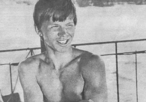 Стоянка — три часа (1975)