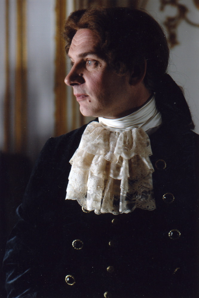 Пером и шпагой (2010)