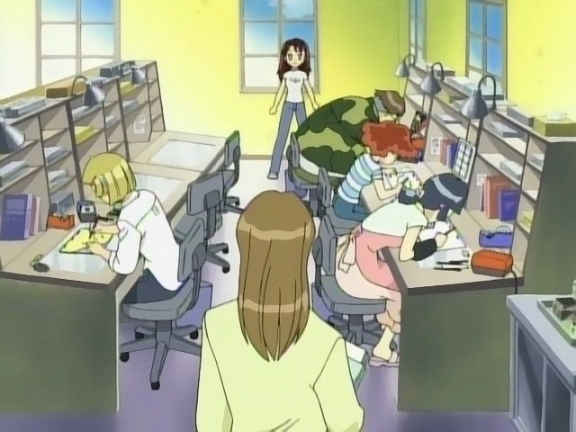 Куроми работает над аниме (2001)