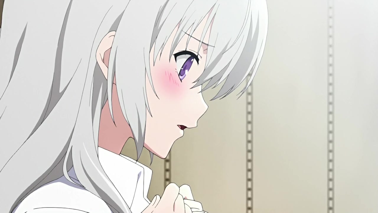 Девушка влюбилась в старшую сестру (2012)