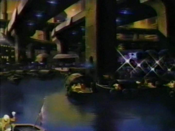 Зеркало Арей: Путь в глубины космоса (1985)