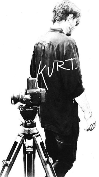 Смотреть Человек за камерой на хдрезка онлайн в HD качестве 720p